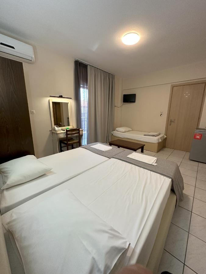 Hotel Afrodite Néoi Póroi Eksteriør bilde