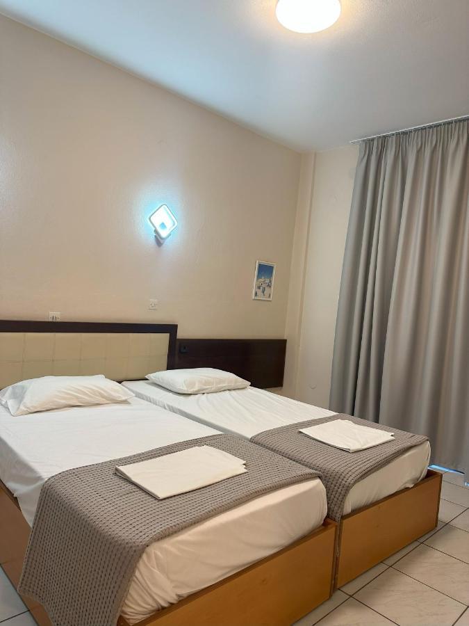 Hotel Afrodite Néoi Póroi Eksteriør bilde